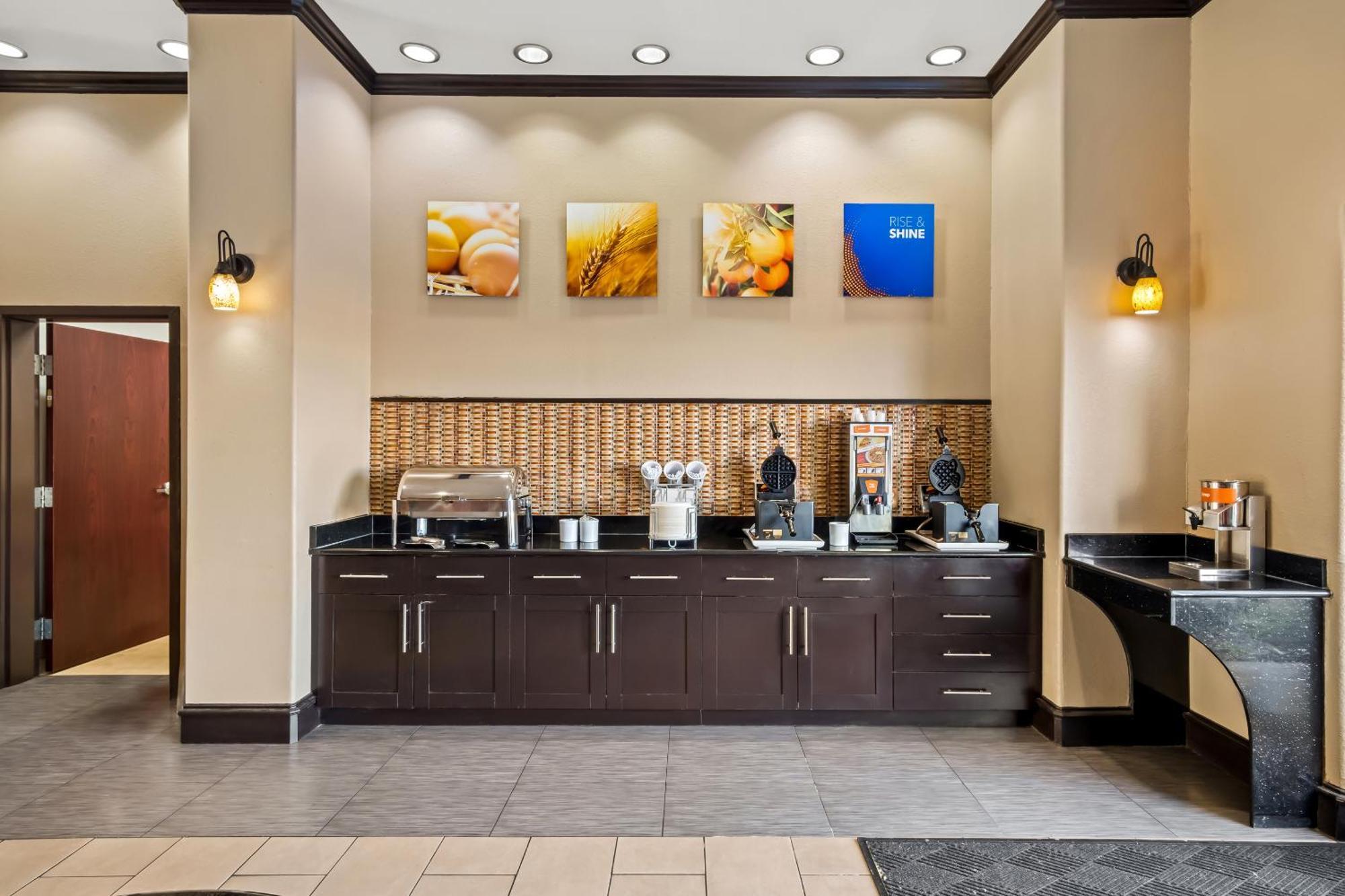 Comfort Suites Waxahachie - Dallas Exterior photo
